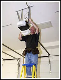 United Garage Door Repair Service Hilliard, OH 614-682-2142 United Garage Door Repair Service Hilliard, OH 614-682-2142 - sb-services-05